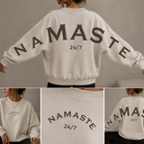 SWEATSHIRT „NAMASTE 24 / 7“