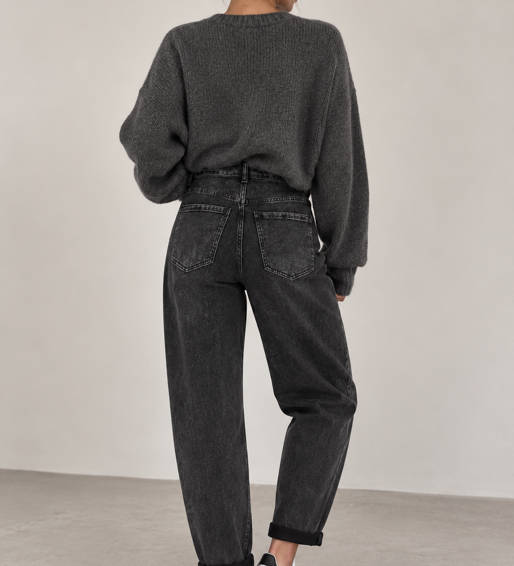 MOM JEANS „ALL BLACK“