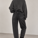 MOM JEANS „ALL BLACK“