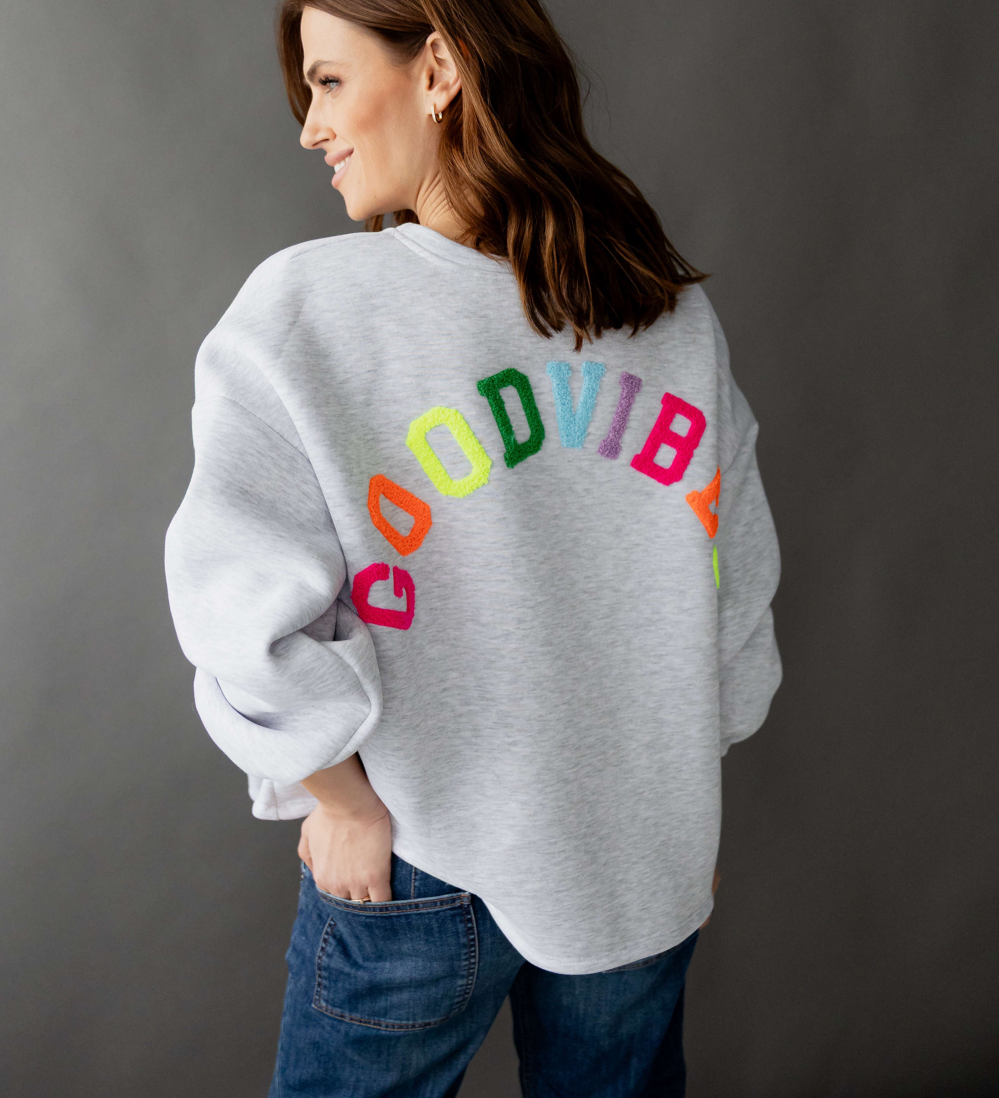 SWEATER "GOOD VIBES"