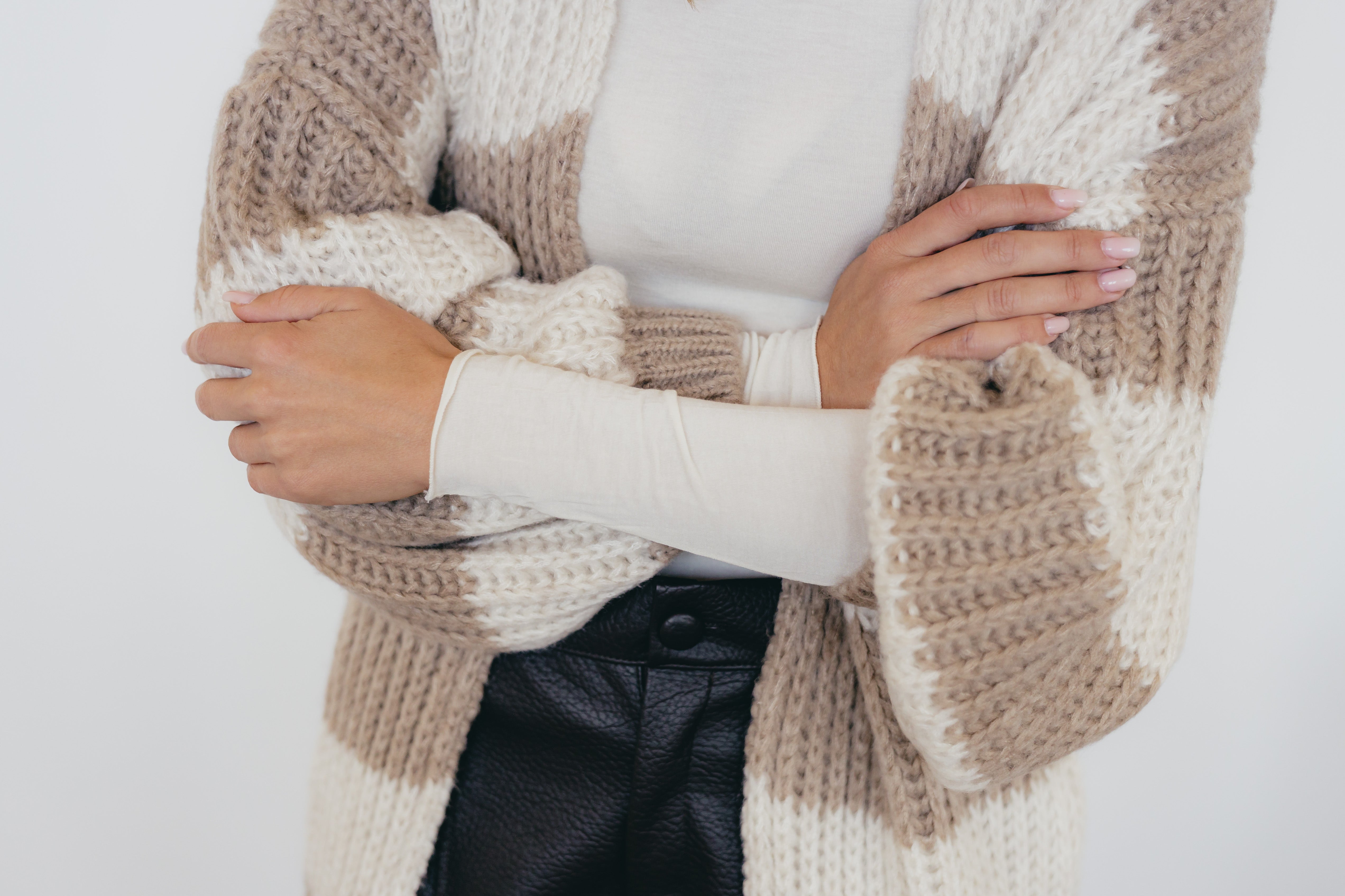 STRICKJACKE MIT BLOCKSTREIFEN "MAVI"