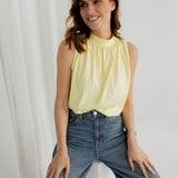 EINFARBIGES NECKHOLDER TOP