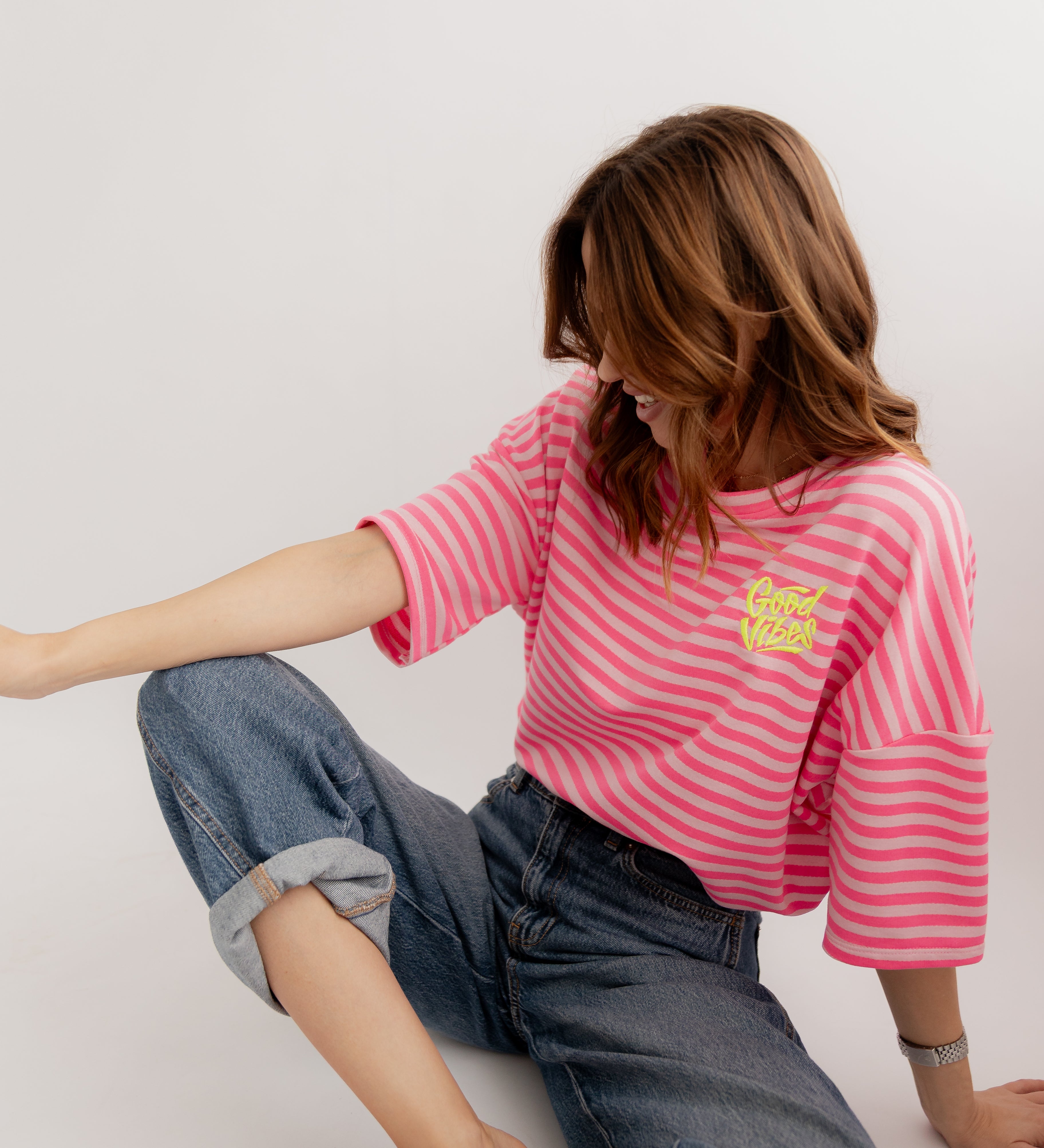 OVERSIZE T-SHIRT „GOOD VIBES"