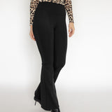 AUSGESTELLTE LEGGINGS „ARIELLE“