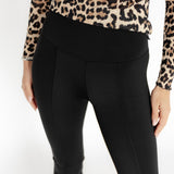 AUSGESTELLTE LEGGINGS „ARIELLE“