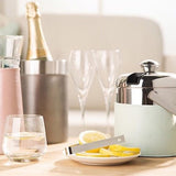 WEINKÜHLER AUS LEDER